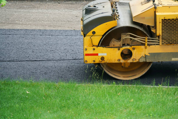 Best Local Driveway Pavers  in Royal City, WA
